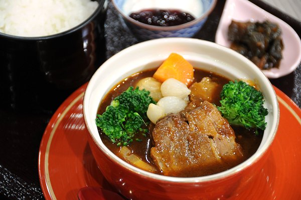 お勧め 特製 ビーフシチュー 喫茶室 檜 歌舞伎座 お勧め 特製 ビーフシチュー 喫茶室 檜 歌舞伎座